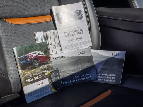 Certified 2025 GMC Sierra 1500 AT4 w/ AT4 Premium Package AWD/4WD image 58