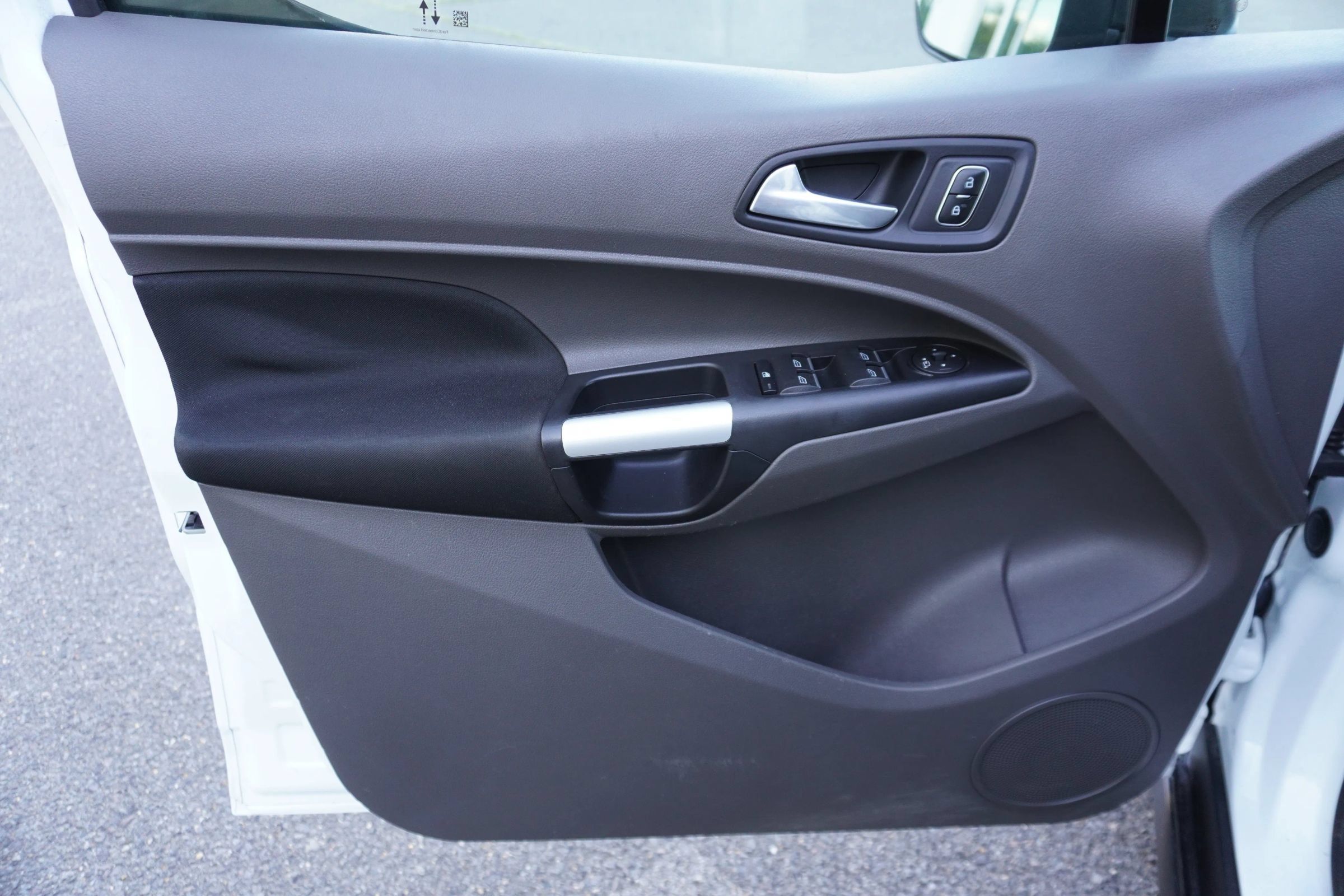 Used 2021 Ford Transit Connect XLT FWD image 15