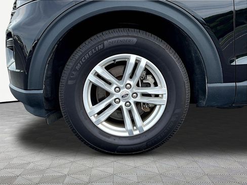 Used 2022 Ford Explorer XLT AWD/4WD image 33