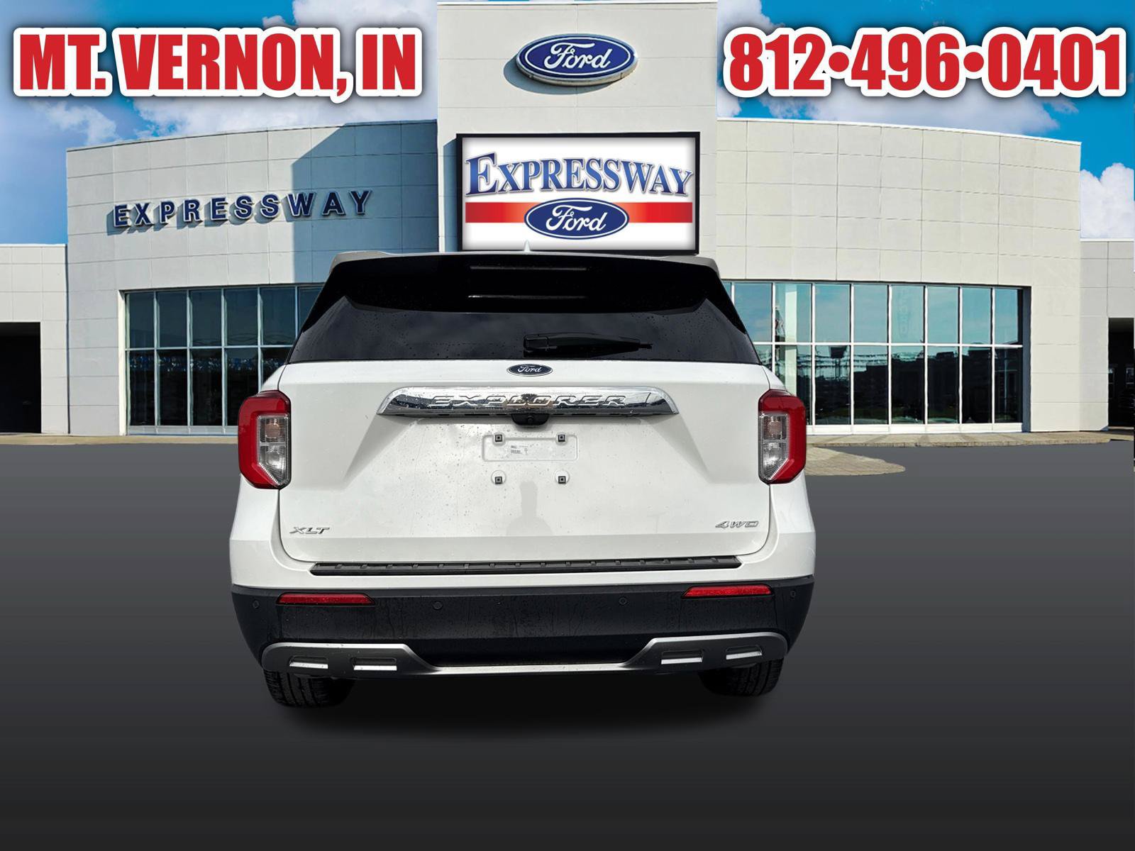 Used 2024 Ford Explorer XLT w/ Equipment Group 202A AWD/4WD image 5