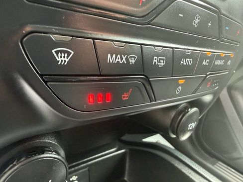 Used 2022 Ford Ranger XLT w/ Equipment Group 302A High AWD/4WD image 26