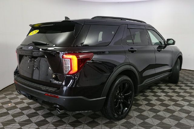 Used 2023 Ford Explorer ST-Line w/ Class IV Trailer Tow Package AWD/4WD image 13