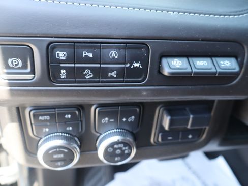Used 2023 GMC Yukon Denali Ultimate AWD/4WD image 22