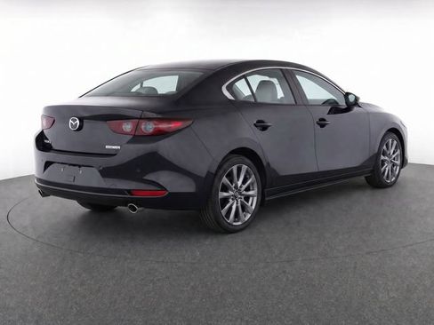 Used 2019 MAZDA MAZDA3 Sedan w/ Select Package FWD image 2