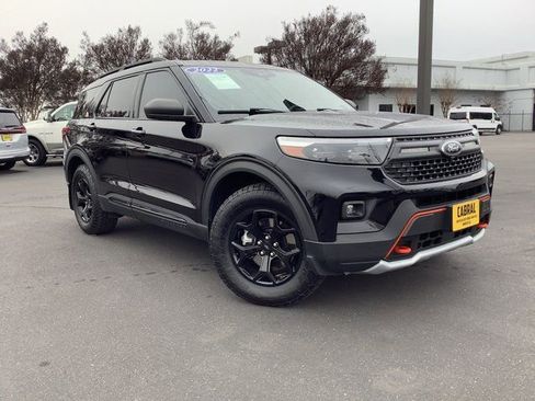 Used 2022 Ford Explorer Timberline image 2