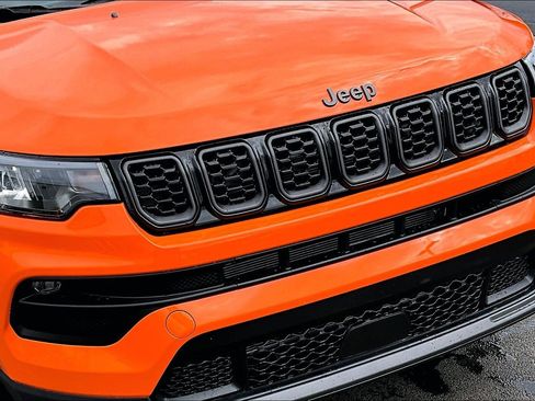 New 2026 Jeep Compass Latitude image 15