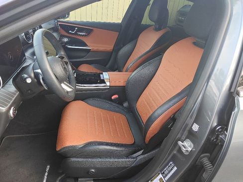 Used 2024 Mercedes-Benz C 300 Sedan image 12