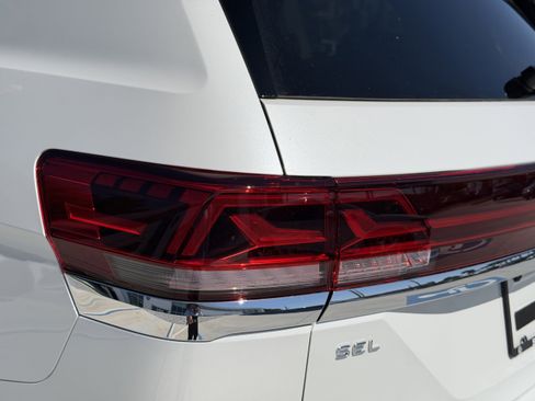 New 2026 Volkswagen Atlas SEL AWD/4WD image 9