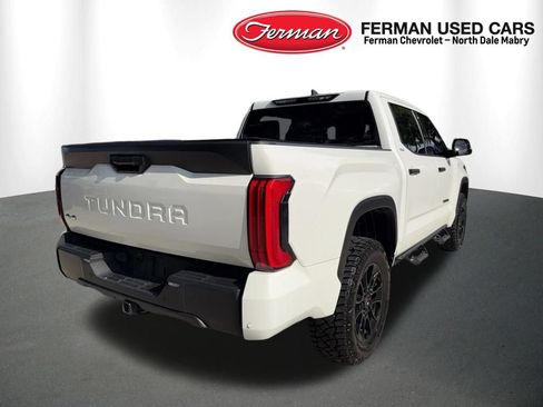 Used 2022 Toyota Tundra SR5 w/ SR5 Convenience Package AWD/4WD image 2