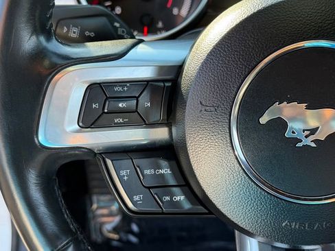Used 2022 Ford Mustang Premium RWD image 13