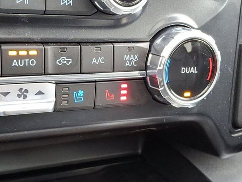 Used 2024 Ford F250 Lariat w/ Lariat Ultimate Package image 30