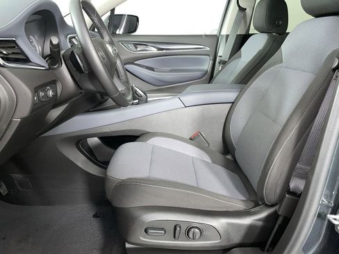 Used 2021 Buick Enclave Preferred image 18