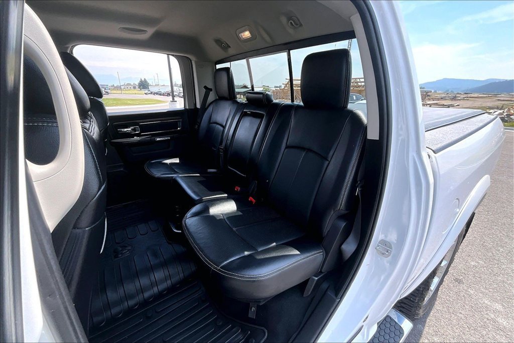 Used 2018 RAM 1500 Laramie AWD/4WD image 26