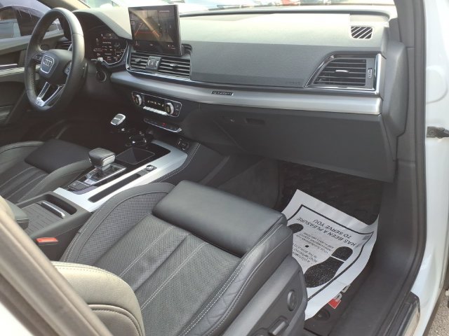 Used 2021 Audi SQ5 Premium Plus w/ Premium Plus Package AWD/4WD image 9