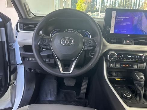 Used 2024 Toyota RAV4 XLE Premium w/ Weather Package AWD/4WD image 16