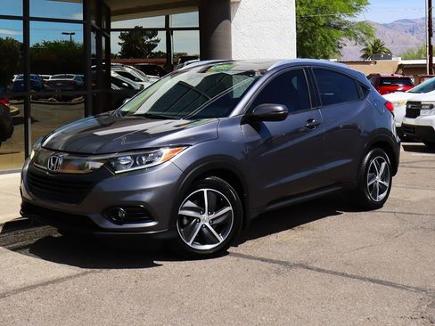 Used 2021 Honda HR-V EX-L image 2