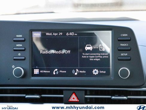 New 2026 Hyundai Elantra SEL Sport FWD image 16