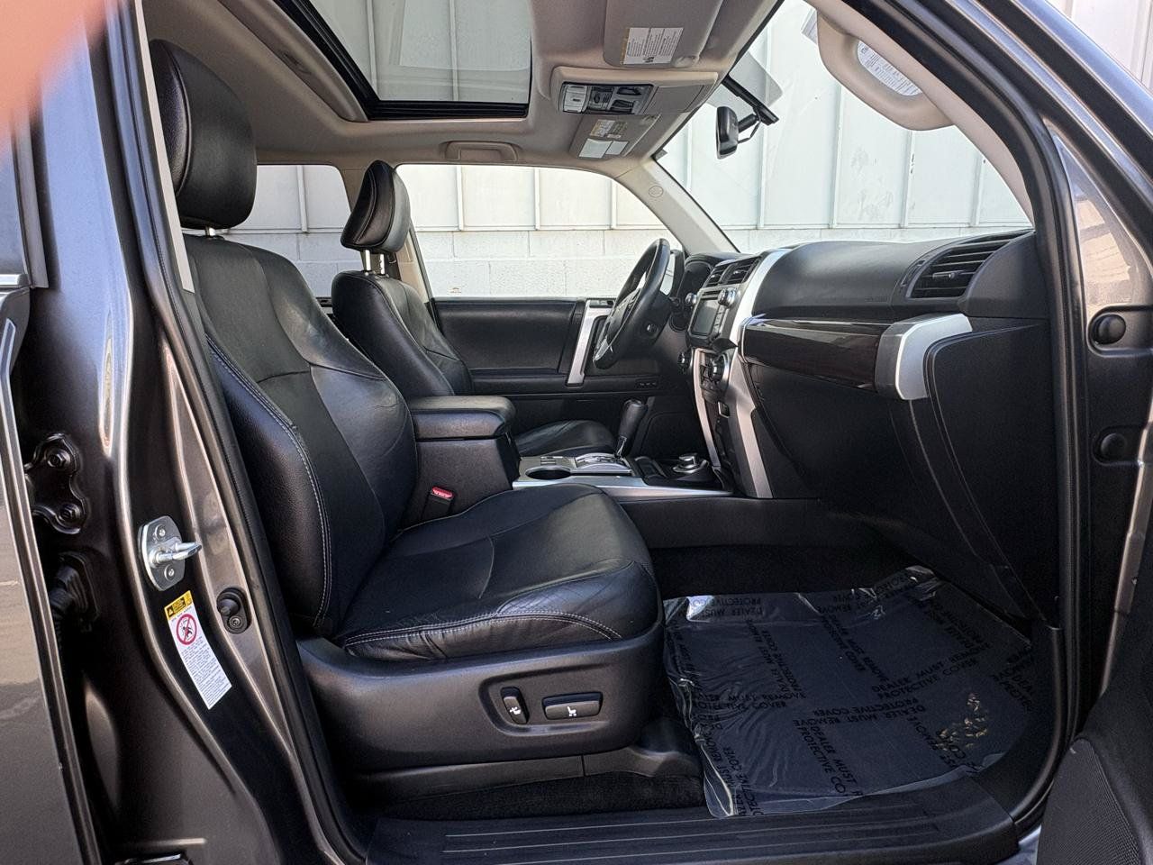 Used 2018 Toyota 4Runner Limited AWD/4WD image 26