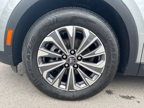 Used 2024 Buick Envision Preferred AWD/4WD image 27