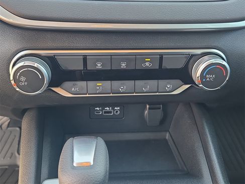 Used 2025 Nissan Altima 2.5 S image 20