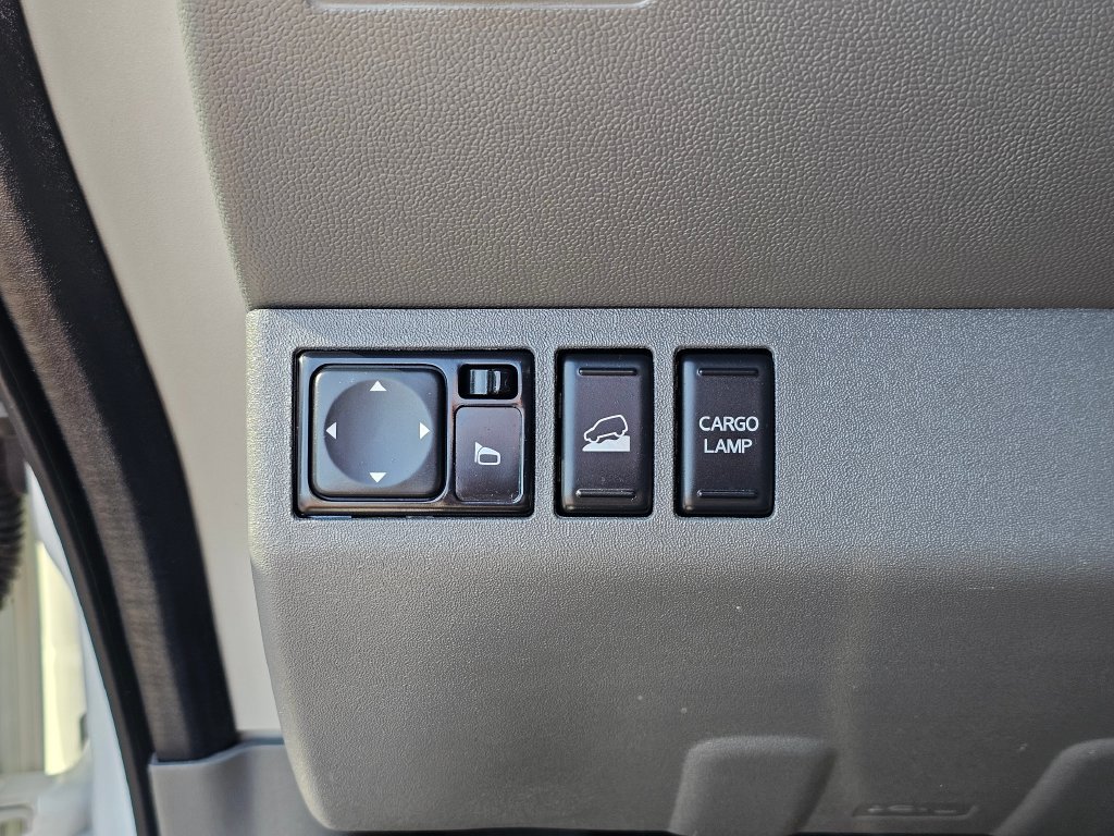 Used 2021 Nissan Frontier SV w/ Midnight Edition Floor Mats AWD/4WD image 32