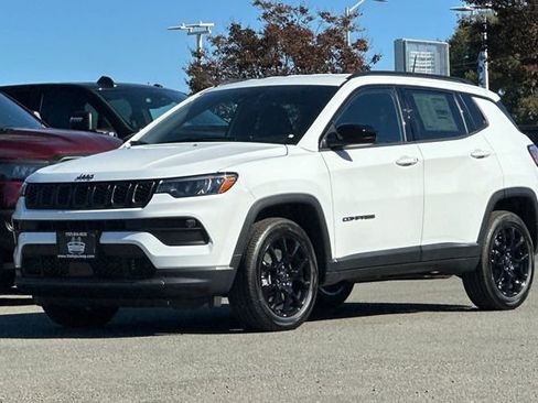 New 2026 Jeep Compass Latitude w/ Quick Order Package 29K image 8