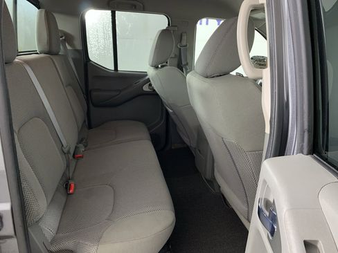 Used 2017 Nissan Frontier SV w/ SV Value Truck Package image 37