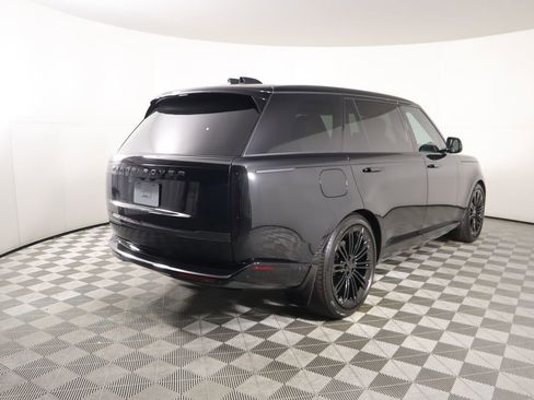 New 2026 Land Rover Range Rover Long Wheelbase SE image 5