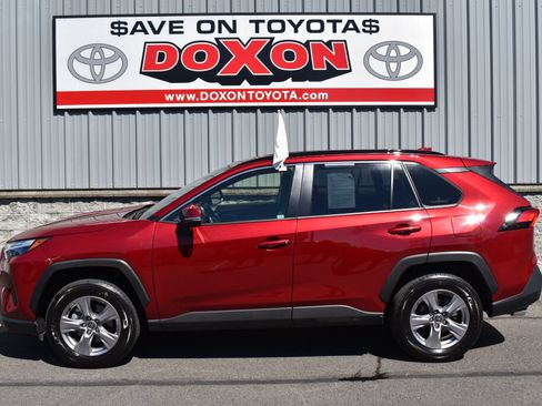 Certified 2025 Toyota RAV4 XLE w/ Convenience Package AWD/4WD image 4