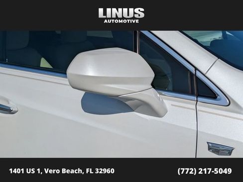 Used 2018 Cadillac XT5 Luxury w/ Driver Awareness Package image 12