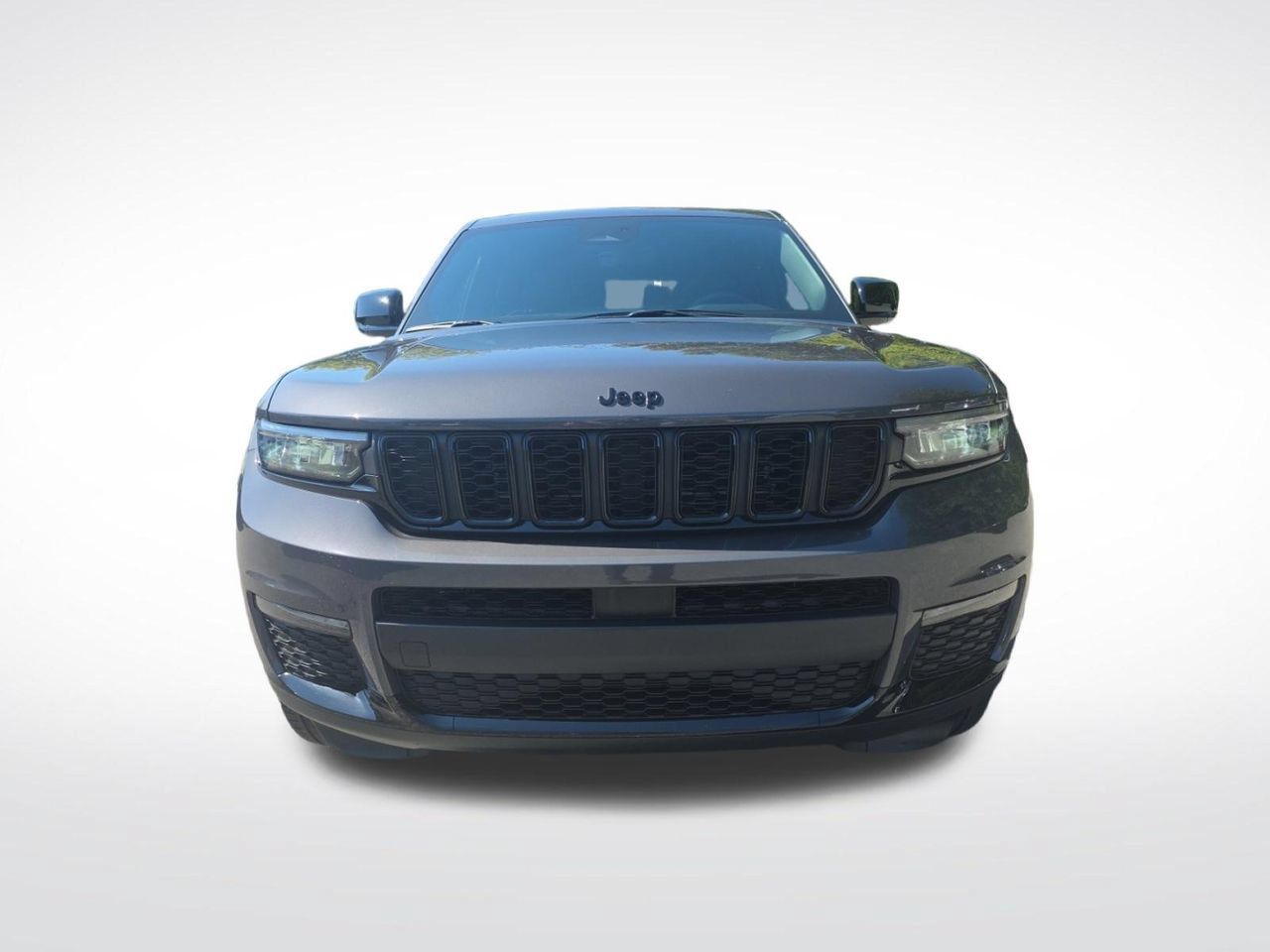 Used 2025 Jeep Grand Cherokee L Limited w/ Black Appearance Package AWD/4WD image 2