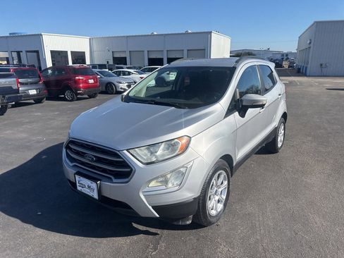 Used 2019 Ford EcoSport SE w/ SE Convenience Package image 8