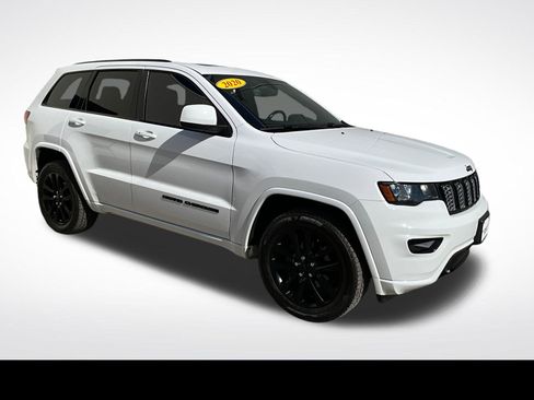 Used 2020 Jeep Grand Cherokee Altitude AWD/4WD image 8