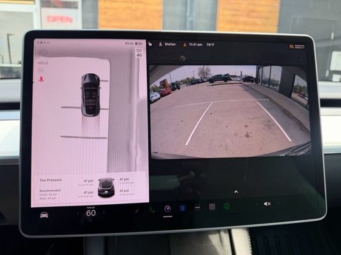 Used 2022 Tesla Model Y Long Range AWD/4WD image 41