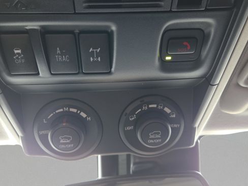 Used 2023 Toyota 4Runner TRD Pro AWD/4WD image 38