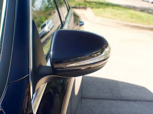 Used 2015 Mercedes-Benz C 300 4MATIC Sedan image 14