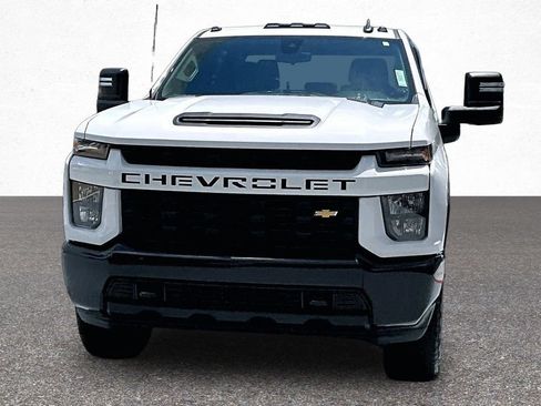 Used 2022 Chevrolet Silverado 2500 Custom w/ Custom Convenience Package AWD/4WD image 3