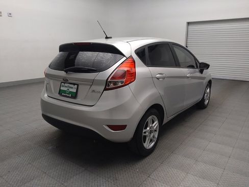 Used 2018 Ford Fiesta SE image 9