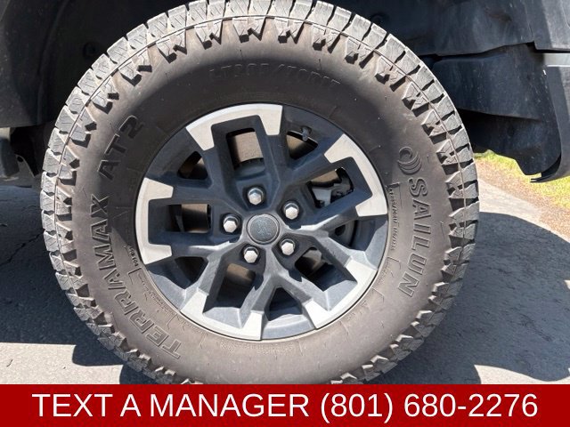 Used 2024 Jeep Wrangler Unlimited Rubicon 4xe AWD/4WD image 9