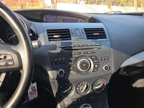 Used 2012 MAZDA MAZDA3 i Touring image 29