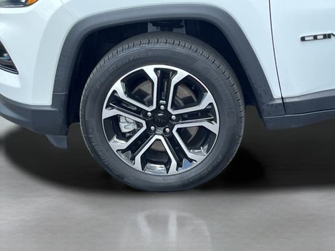 Used 2023 Jeep Compass Limited AWD/4WD image 23