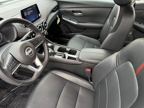 Used 2024 Nissan Sentra SR w/ SR Premium Package image 14