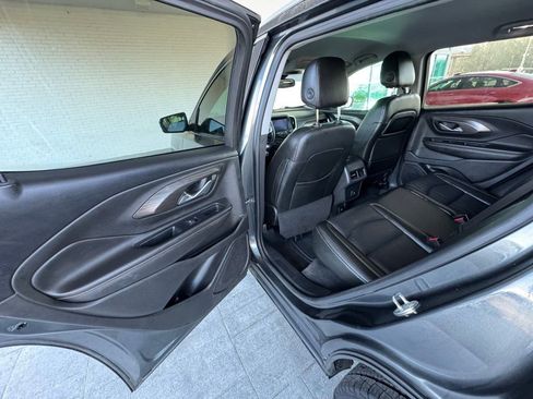 Used 2020 GMC Terrain SLT image 19