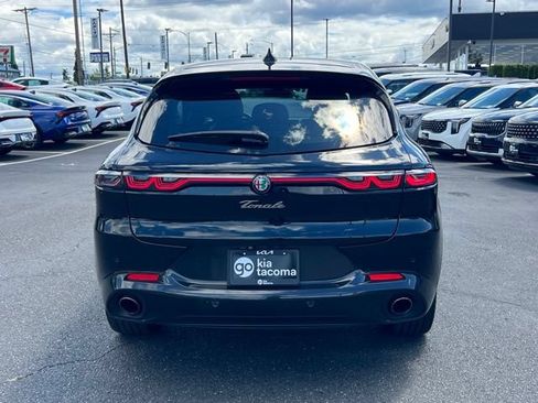 Used 2024 Alfa Romeo Tonale Ti w/ Premium Interior Package AWD/4WD image 6