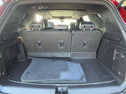 New 2026 Chevrolet Traverse RS w/ LPO, Floor Liner Package AWD/4WD image 14