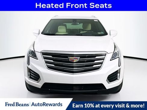Used 2018 Cadillac XT5 AWD image 2