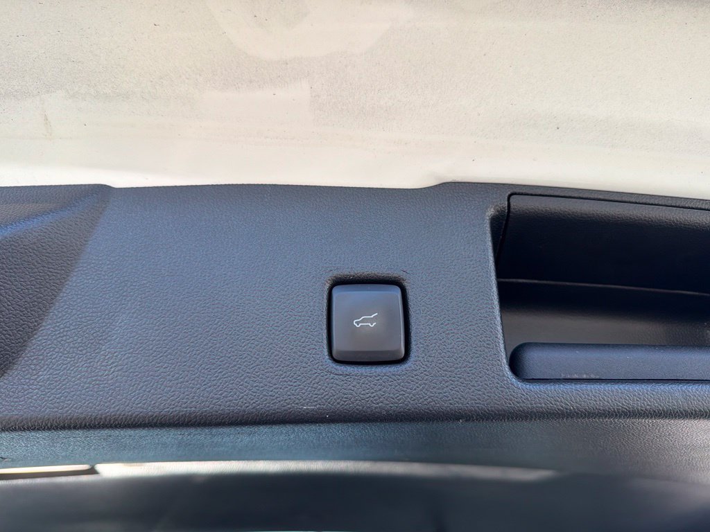 Used 2023 Ford Escape ST-Line w/ Tech Pack #1 FWD image 6