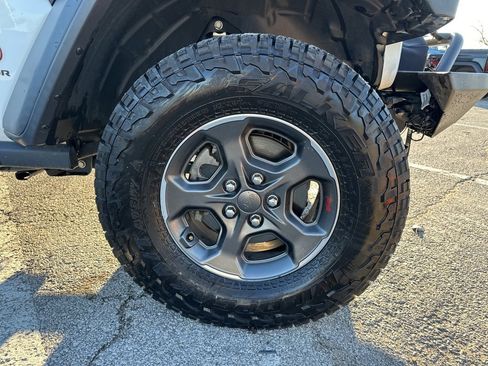 Used 2020 Jeep Gladiator Rubicon image 34