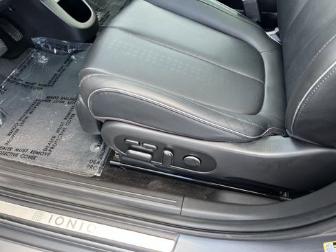 Certified 2024 Hyundai Ioniq 5 Limited AWD/4WD image 18