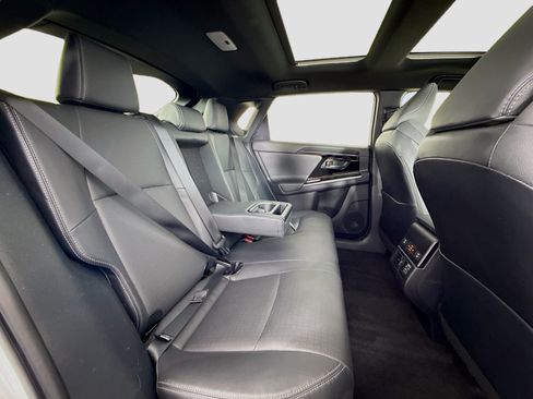 Used 2023 Toyota bZ4X Limited w/ Weather Package image 29